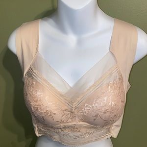 Ultimate Lift Stretch Full-FigureSeamless Lace Cut-Out Bra large
